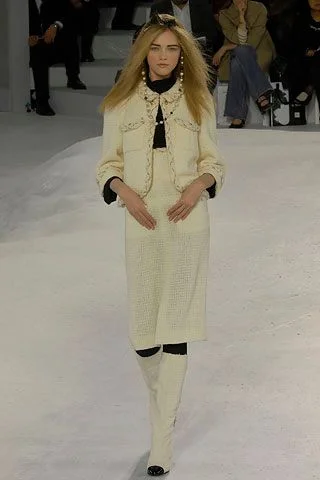 Look 11
